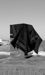 B+B TOWEL - BLACK